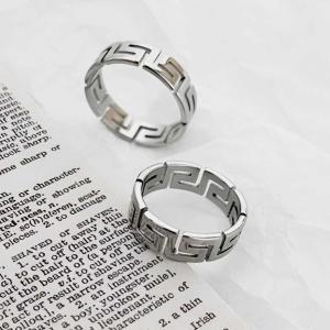 Cincin tangan motif pria atau wanita silver keren c20 bahan metal - Rp 15.000